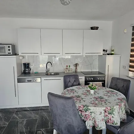 Apartman Deluxe House Aqua *